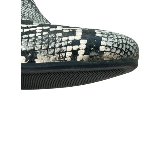 Anne Klein Ankle Booties GET IT Snakeskin Print Black White Women's Sz 8 Heel - Picture 12 of 13